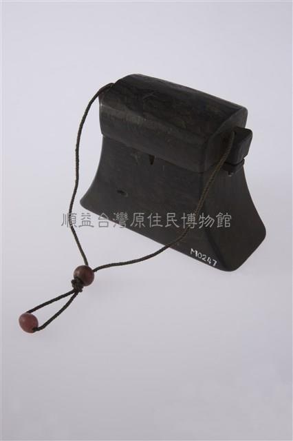 Wooden Receptacle Collection Image, Figure 3, Total 4 Figures