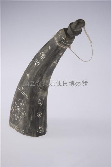 Gunpowder Container Collection Image, Figure 1, Total 3 Figures