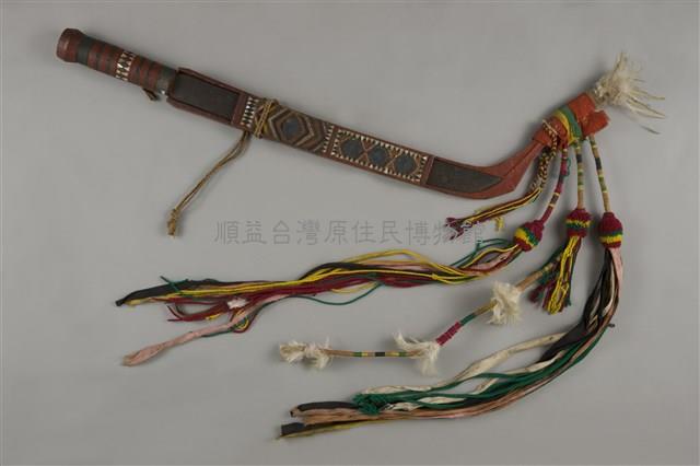 Ceremonial Knife Collection Image, Figure 2, Total 2 Figures