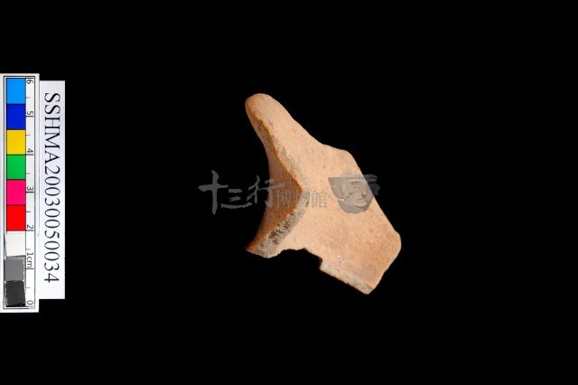 粗砂陶.圈足藏品圖，第4張