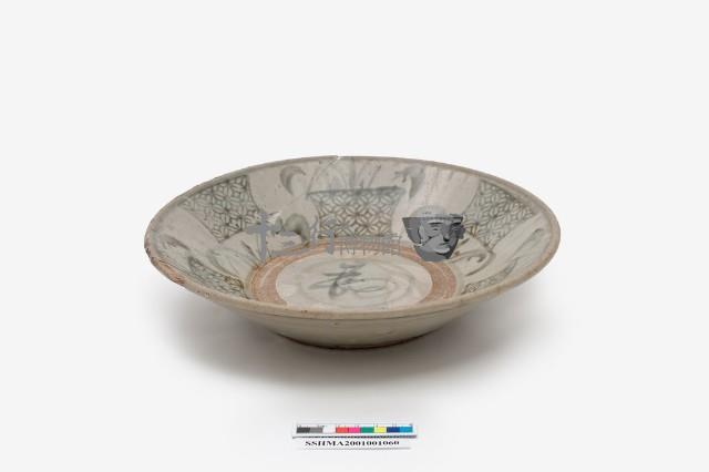 瓷盤藏品圖，第1張