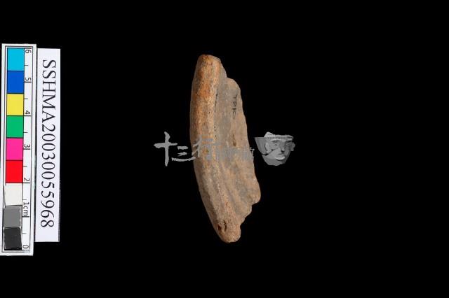 細砂陶.圈足(有穿孔)藏品圖，第5張