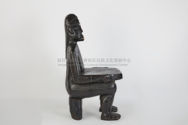 原住民工藝雕刻椅藏品圖，第4張