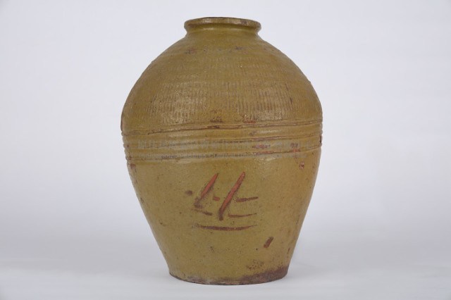 酒甕藏品圖，第1張