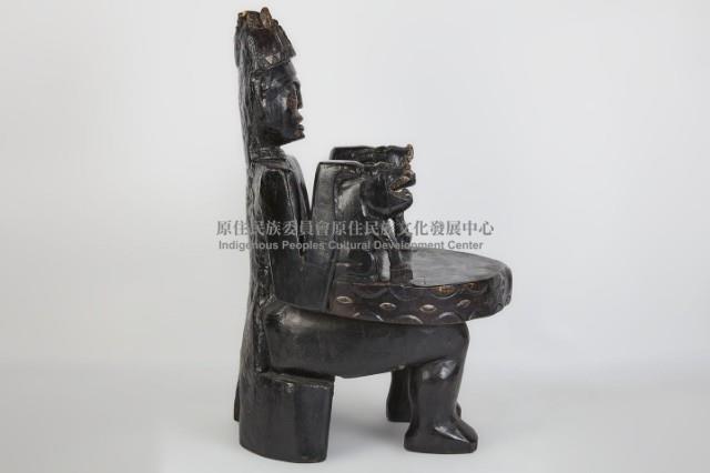 原住民工藝雕刻椅藏品圖，第4張