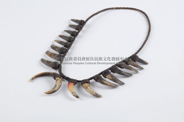 獸牙項飾藏品圖，第3張