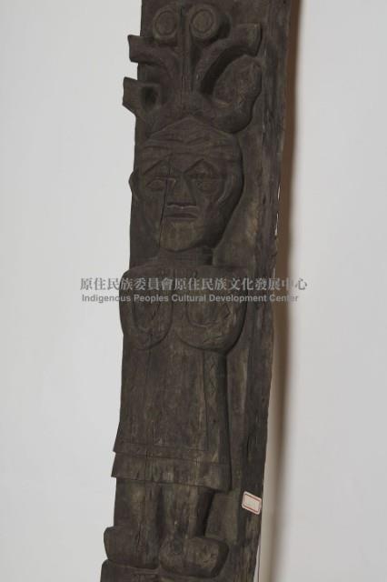 排灣族屋豎板（柱）、木雕屋柱藏品圖，第3張