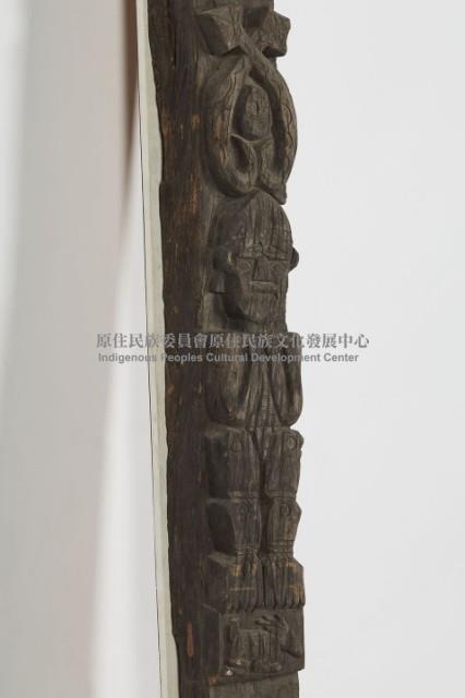 排灣族屋豎板（柱）、木雕屋柱藏品圖，第5張