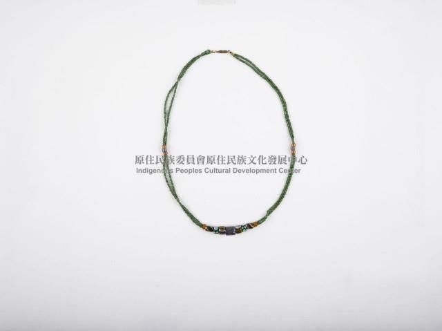 琉璃珠胸飾藏品圖，第1張