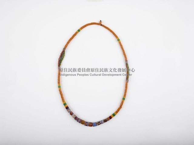 項鍊、琉璃珠胸飾藏品圖，第1張