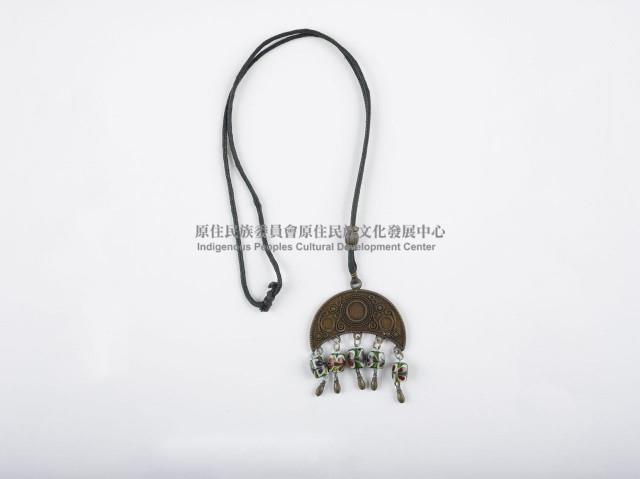 胸飾藏品圖，第2張