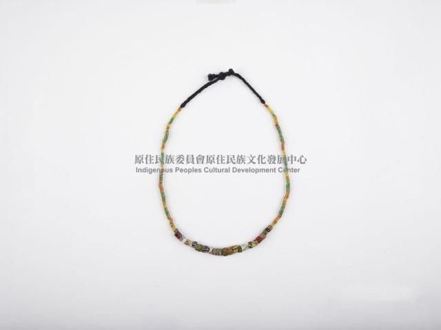琉璃珠頸飾藏品圖，第2張
