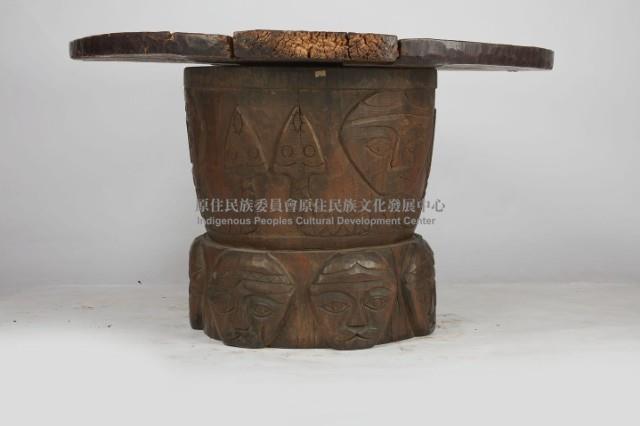 木雕桌藏品圖，第1張