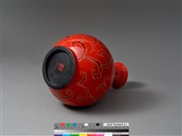 蔓草夾苧漆瓶藏品圖，第4張