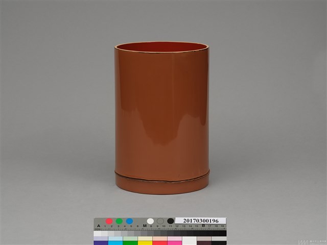 銅胎雕漆花筒 藏品圖，第3張