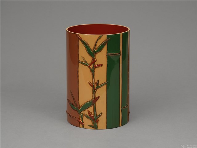 銅胎雕漆花筒 藏品圖，第1張