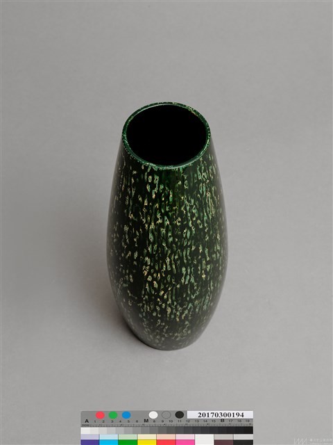 翠綠夾苧花點花瓶 藏品圖，第2張