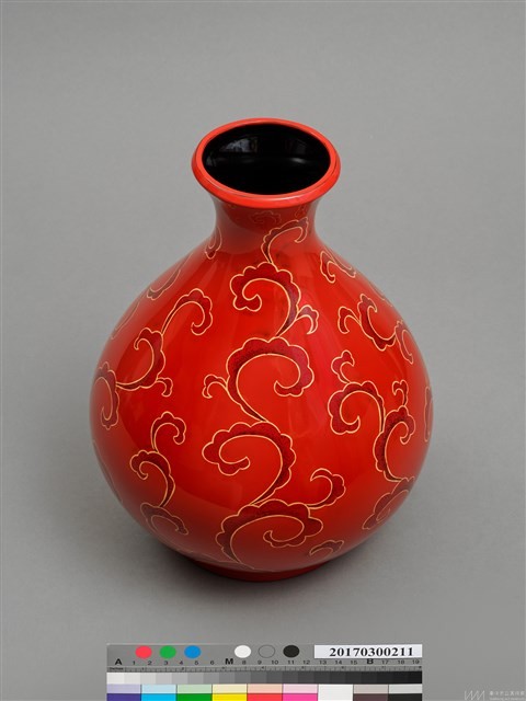 蔓草夾苧漆瓶藏品圖，第3張