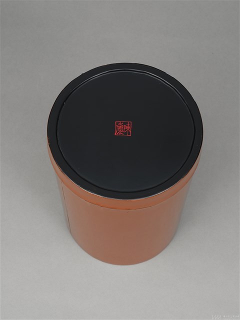 銅胎雕漆花筒 藏品圖，第4張