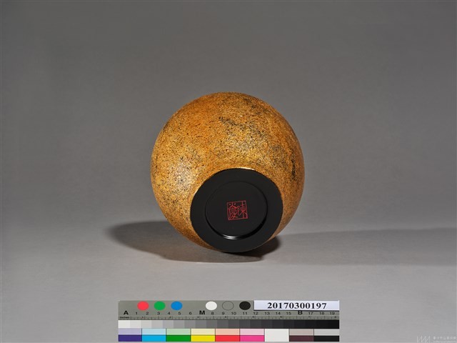 木胎系紋金色花瓶 藏品圖，第4張