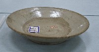 白釉小型盤藏品圖，第2張