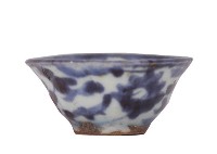 青花寫意纏枝花卉紋茶杯藏品圖，第2張