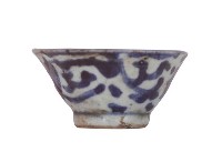 青花寫意纏枝花卉紋茶杯藏品圖，第2張