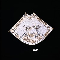 原漢融合式扇形肚兜藏品圖，第1張