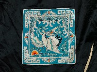 黑色白鶴繡樣戲服藏品圖，第3張