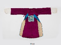 紫色白鶴繡花長擺戲服藏品圖，第2張