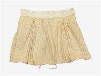 乳白色素面裙樣戲服藏品圖，第1張