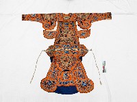 橘底藍色龍紋佩飾藏品圖，第2張