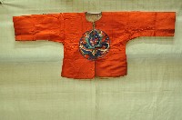 橘紅色河南戲服藏品圖，第1張