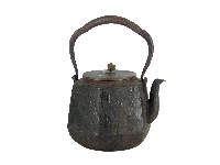 萬龍堂造花草紋南部鐵壺藏品圖，第1張