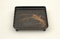 木胎正方丸角黑漆地蒔繪膳盤藏品圖，第3張