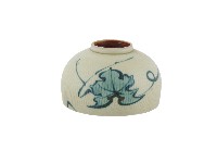 白地綠釉荷葉紋瓷杯藏品圖，第2張