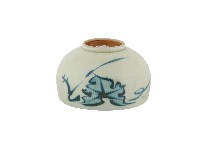 白地綠釉荷葉紋瓷杯藏品圖，第2張