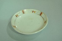 白地印花彩繪折枝玫瑰紋瓷碟藏品圖，第1張