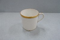 金口握把白瓷杯藏品圖，第1張
