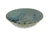 青花彩繪模壓鶴紋花口深腹碗、彩繪寫意山水紋輪花口深腹碗、彩繪寫意山水紋深腹碗藏品圖，第3張