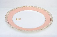 金邊花口粉彩府徽章款瓷盤藏品圖，第1張
