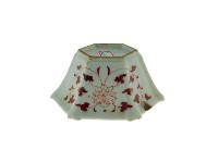 釉裡紅折枝寶相花八角型小型碗（多組）藏品圖，第10張