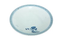 青花日本武士帽盔紋青白瓷盤藏品圖，第1張