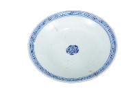 青花纏枝花卉開光山水花輪花紋碗藏品圖，第1張