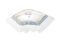 青花山水樓閣襷紋雙結型皿藏品圖，第2張