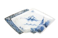 青花山水樓閣襷紋雙結型皿藏品圖，第1張