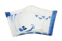 青花舟艇人物飛鳥紋五角變形皿藏品圖，第1張