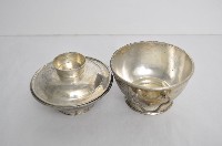 總督府徽紋雙繫環帶蓋銀碗三套組藏品圖，第3張