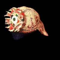 排灣族獸牙飾冠帽藏品圖，第1張