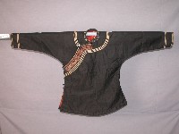排灣族漢式深色長袖上衣藏品圖，第1張